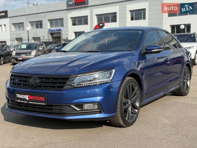 Седан Volkswagen Passat 2016 в Киеве