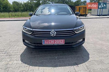 Универсал Volkswagen Passat 2019 в Стрые