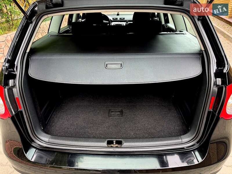 Універсал Volkswagen Passat 2005 в Хмельницькому