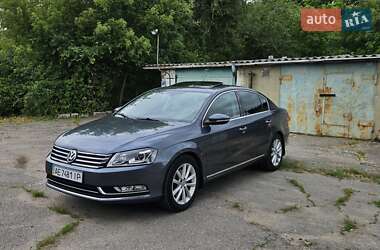 Седан Volkswagen Passat 2013 в Жовтих Водах