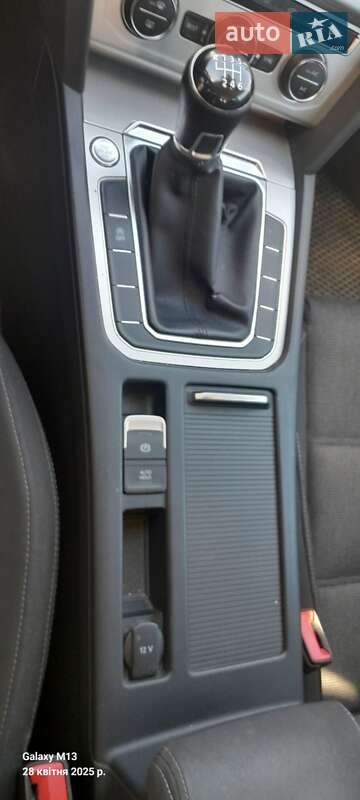 Универсал Volkswagen Passat 2016 в Львове