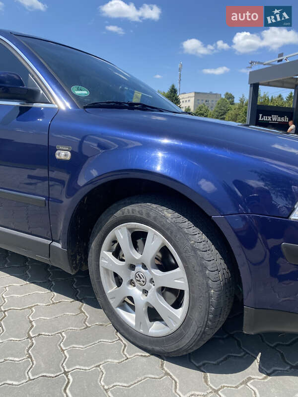 Седан Volkswagen Passat 2000 в Меденичах