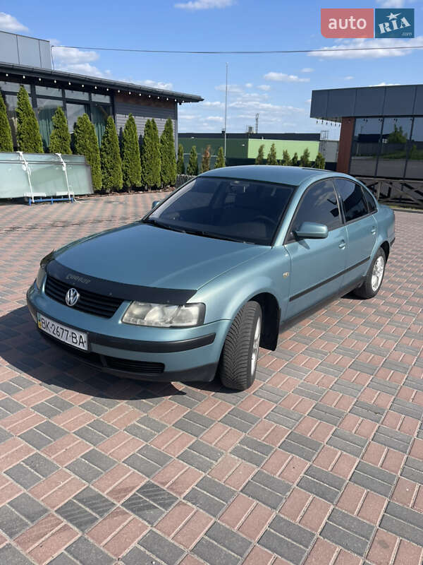 Volkswagen Passat 1998