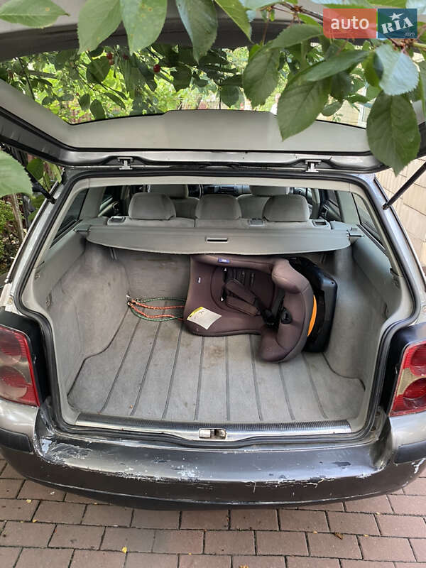 Универсал Volkswagen Passat 2002 в Житомире