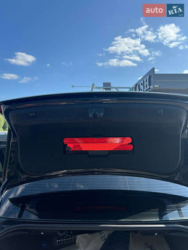 Седан Volkswagen Passat 2013 в Львове