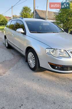 Универсал Volkswagen Passat 2006 в Житомире