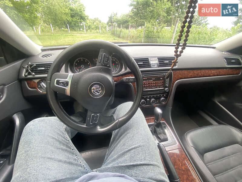 Седан Volkswagen Passat 2011 в Каменском фото 18 Седан Volkswagen Passat 2011 в Каменском