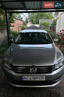 Седан Volkswagen Passat 2012 в 
