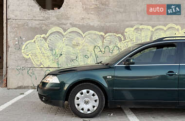 Универсал Volkswagen Passat 2001 в 