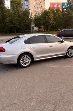 Седан Volkswagen Passat 2016 в 