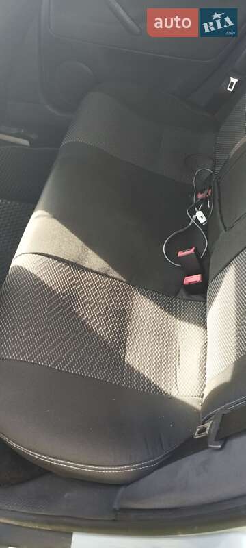 Седан Volkswagen Passat 2001 в Коломые фото 14 Седан Volkswagen Passat 2001 в Коломые