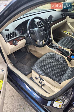 Седан Volkswagen Passat 2012 в 