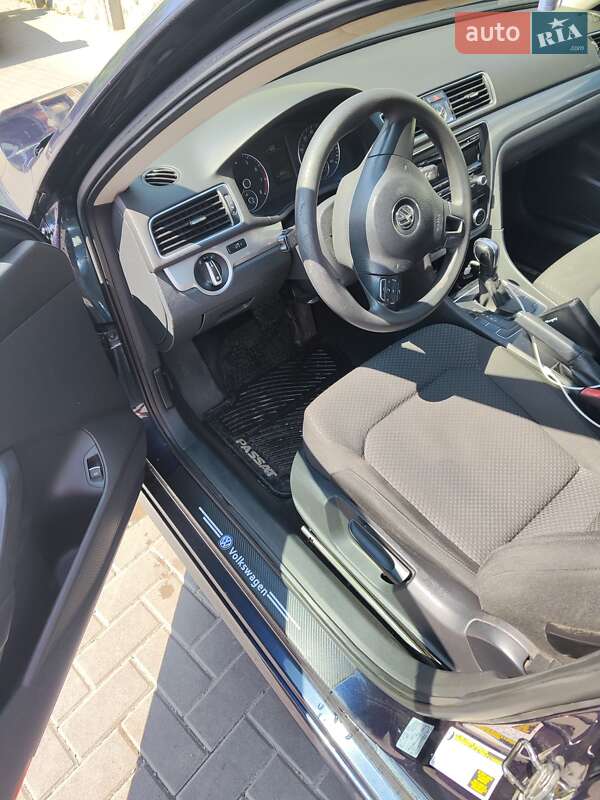 Седан Volkswagen Passat 2012 в Борисполе фото 8 Седан Volkswagen Passat 2012 в Борисполе