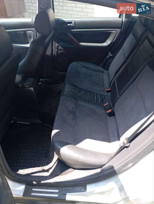 Седан Volkswagen Passat 2003 в Подільську