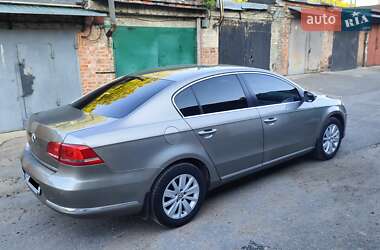 Седан Volkswagen Passat 2012 в Сумах