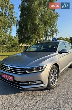 Універсал Volkswagen Passat 2018 в Тернополі