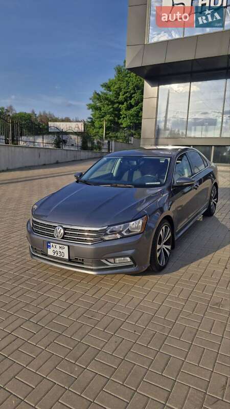 Седан Volkswagen Passat 2016 в 