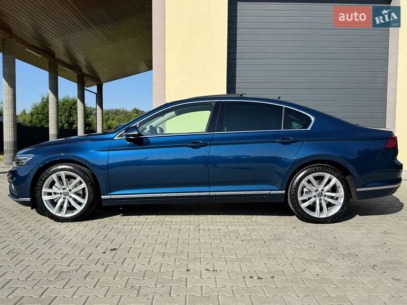 Седан Volkswagen Passat 2020 в Стрию