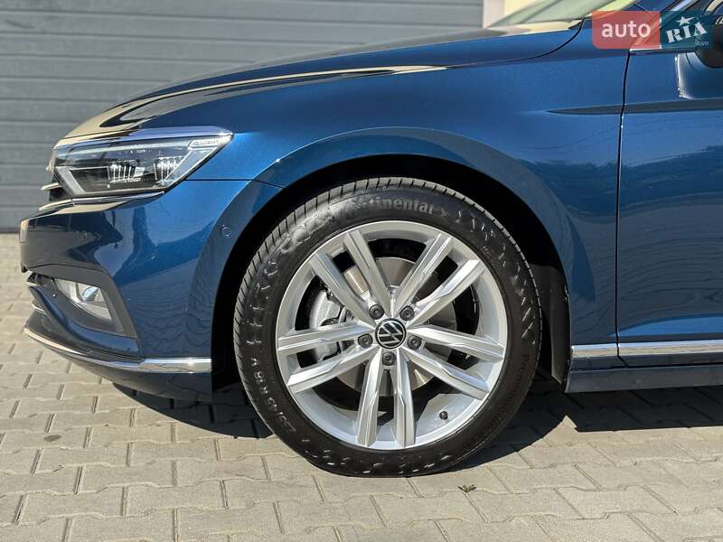 Седан Volkswagen Passat 2020 в Стрию