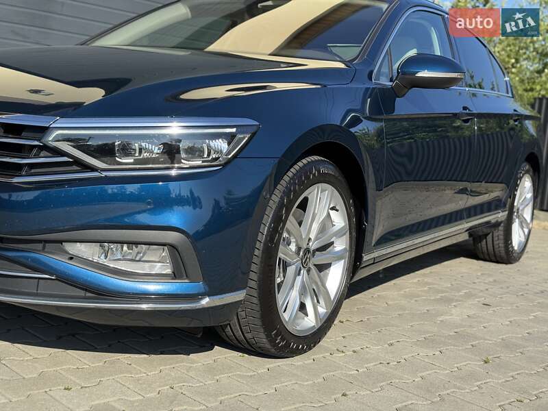 Седан Volkswagen Passat 2020 в Стрию