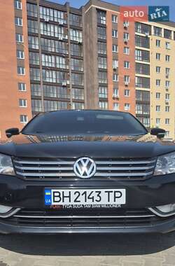 Седан Volkswagen Passat 2015 в Одессе