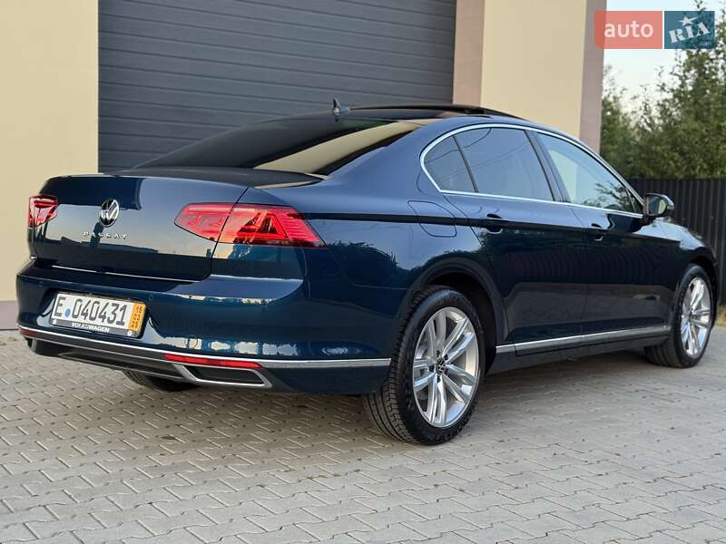 Седан Volkswagen Passat 2020 в Стрию