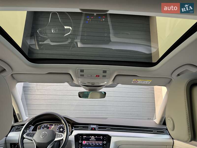 Седан Volkswagen Passat 2020 в Стрию