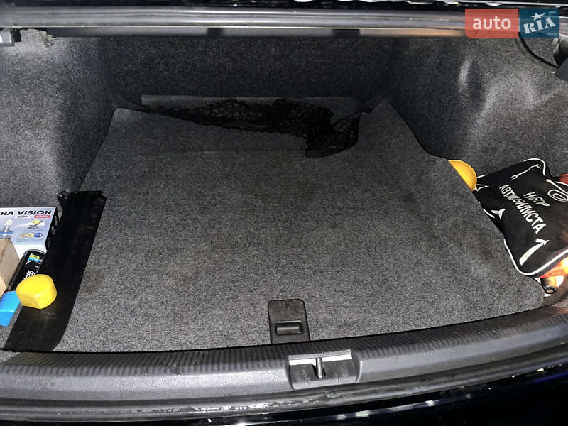 Седан Volkswagen Passat 2014 в Білгороді-Дністровському