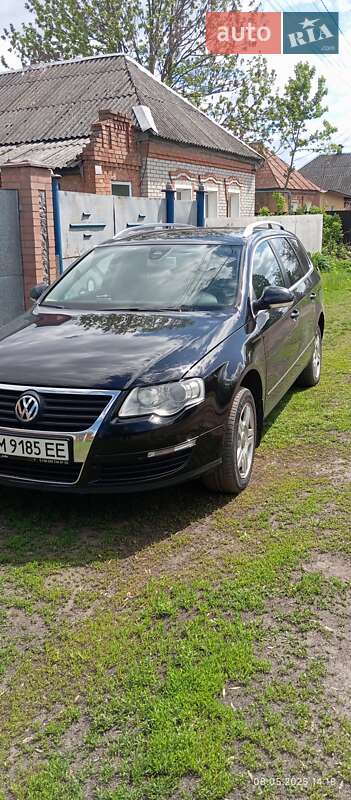 Універсал Volkswagen Passat 2010 в Сумах
