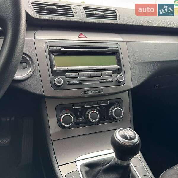 Седан Volkswagen Passat 2009 в Вінниці