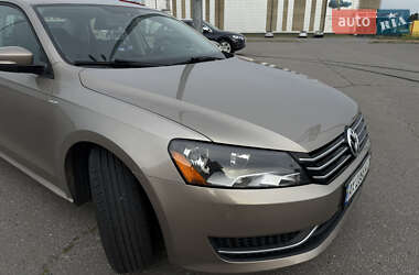 Седан Volkswagen Passat 2015 в 