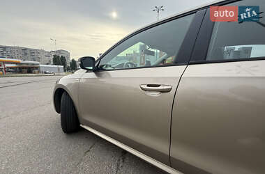 Седан Volkswagen Passat 2015 в 