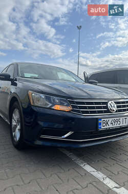 Седан Volkswagen Passat 2018 в 