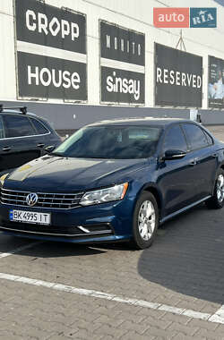 Седан Volkswagen Passat 2018 в 