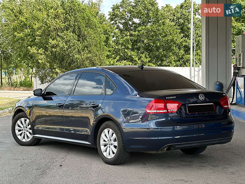 Седан Volkswagen Passat 2014 в Дніпрі фото 5 Седан Volkswagen Passat 2014 в Дніпрі
