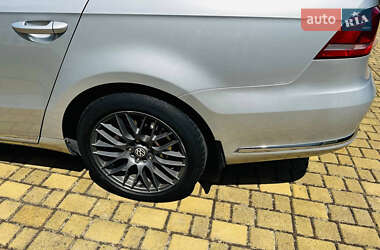 Седан Volkswagen Passat 2011 в 