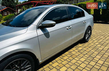 Седан Volkswagen Passat 2011 в 