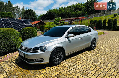 Седан Volkswagen Passat 2011 в 