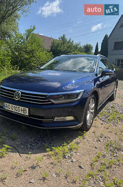 Универсал Volkswagen Passat 2017 в Киеве