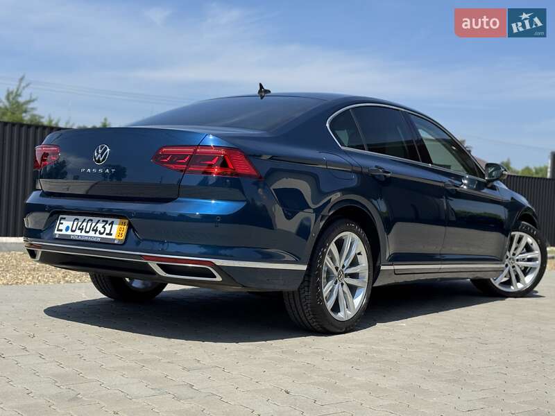 Седан Volkswagen Passat 2020 в Стрию