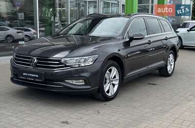 Универсал Volkswagen Passat 2020 в 