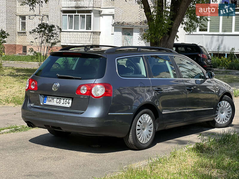 Універсал Volkswagen Passat 2010 в Калуші