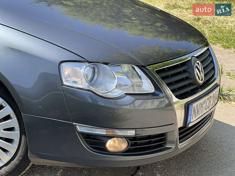 Універсал Volkswagen Passat 2010 в Калуші