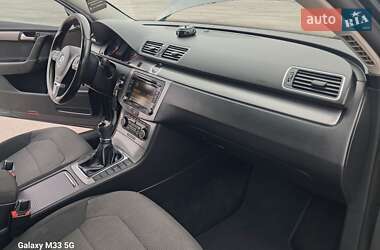 Универсал Volkswagen Passat 2011 в 