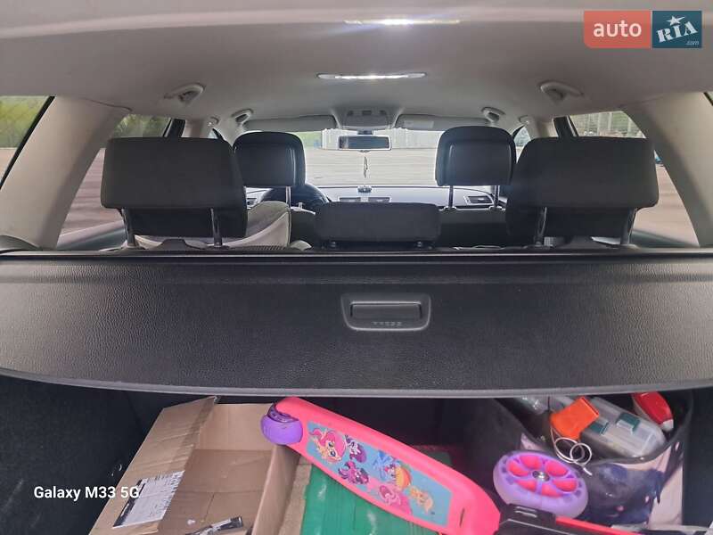 Универсал Volkswagen Passat 2011 в Черновцах