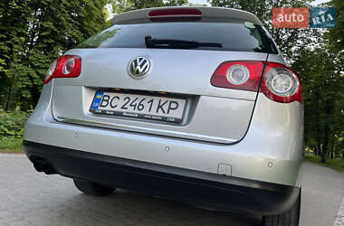 Універсал Volkswagen Passat 2009 в 