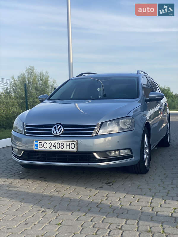 Універсал Volkswagen Passat 2011 в Львові