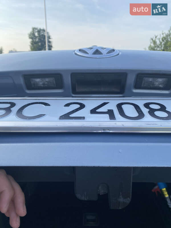 Універсал Volkswagen Passat 2011 в Львові