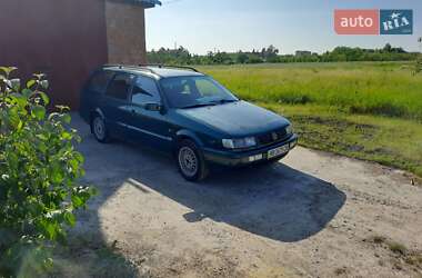 Універсал Volkswagen Passat 1996 в Мурованих Курилівцях