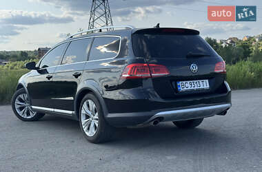 Универсал Volkswagen Passat 2012 в 